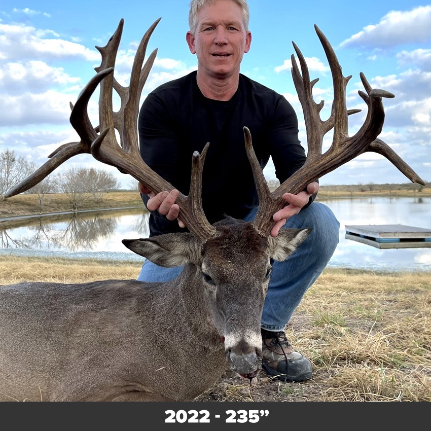 South Texas Trophy Deer Hunting